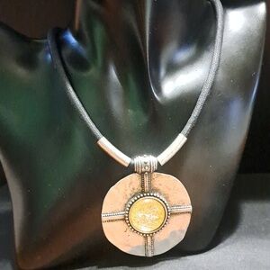Fashion Pendent Necklace